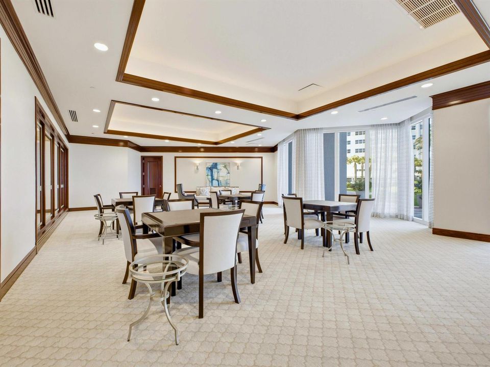 Amenities Card Room