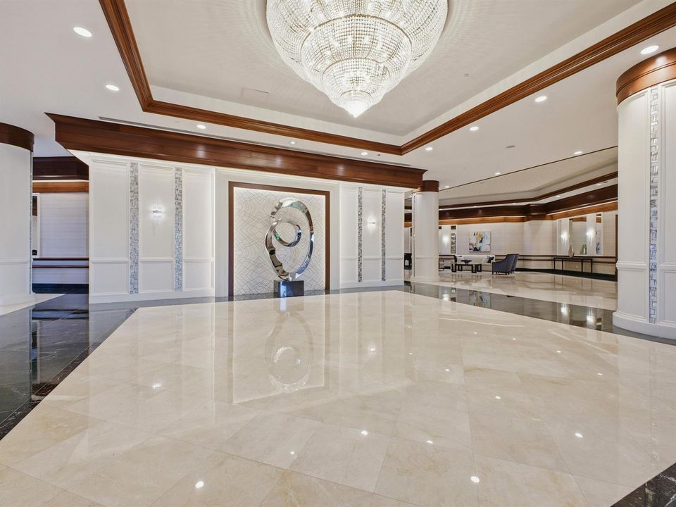 Amenities Entry Lobby