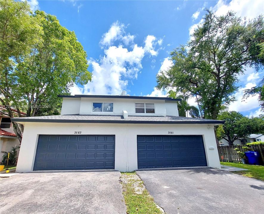 Active With Contract: $3,750 (3 beds, 2 baths, 2065 Square Feet)