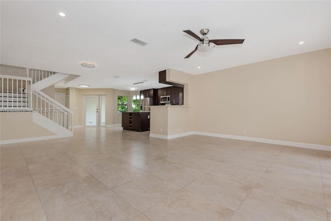 Active With Contract: $3,750 (3 beds, 2 baths, 2065 Square Feet)