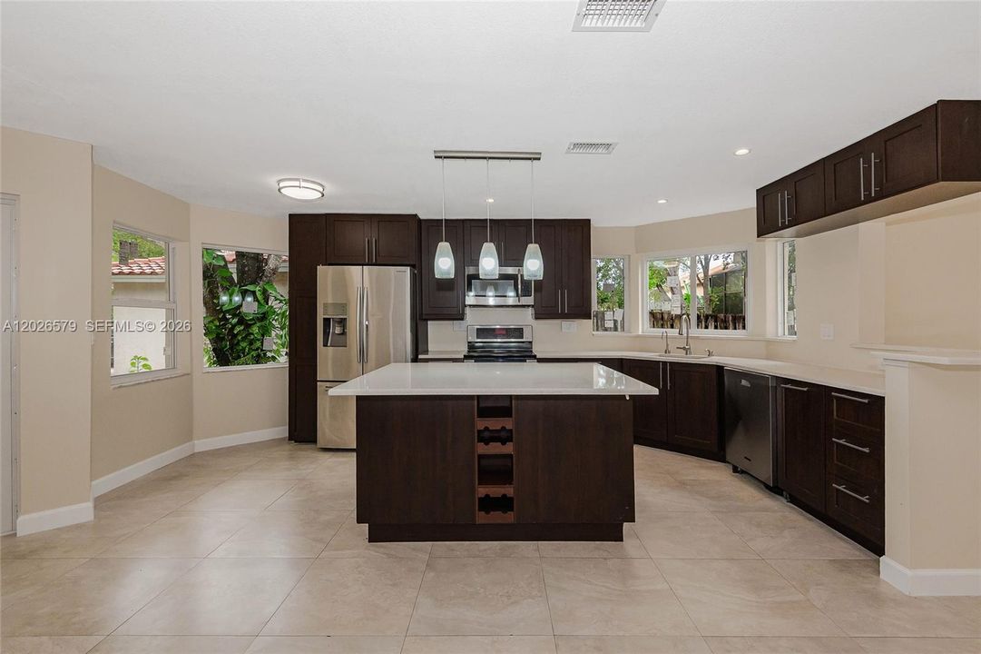 Active With Contract: $3,750 (3 beds, 2 baths, 2065 Square Feet)