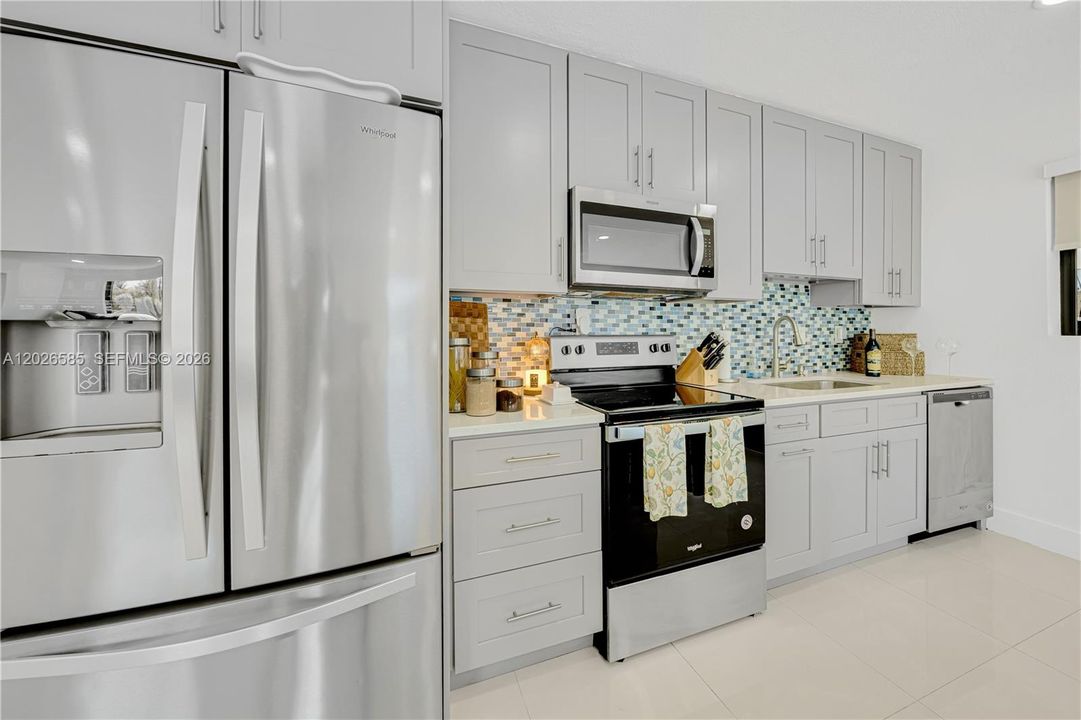 For Sale: $635,000 (3 beds, 2 baths, 1412 Square Feet)