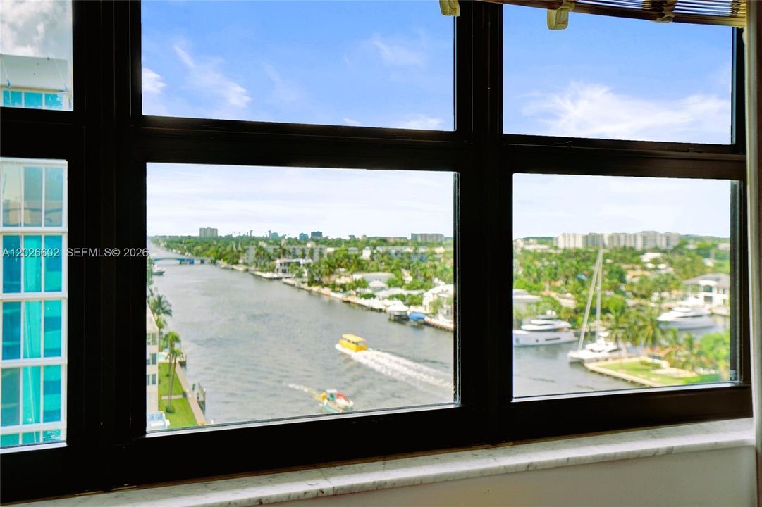 На продажу: $695,000 (2 спален, 2 ванн, 1540 Квадратных фут)