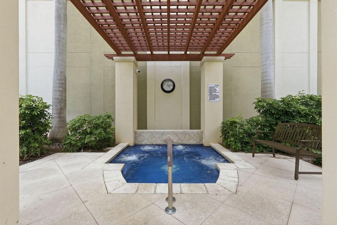 31-web-or-mls-802_W_Windward_Way_Unit_30