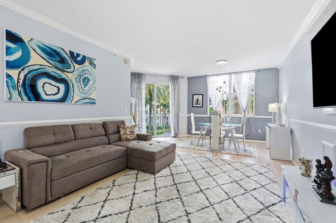 19-web-or-mls-802_W_Windward_Way_Unit_30