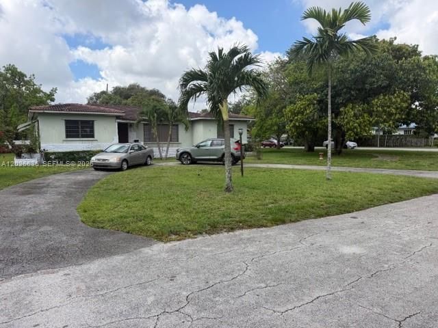 For Sale: $1,100,000 (3 beds, 2 baths, 2056 Square Feet)