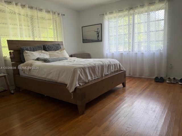 For Sale: $1,100,000 (3 beds, 2 baths, 2056 Square Feet)