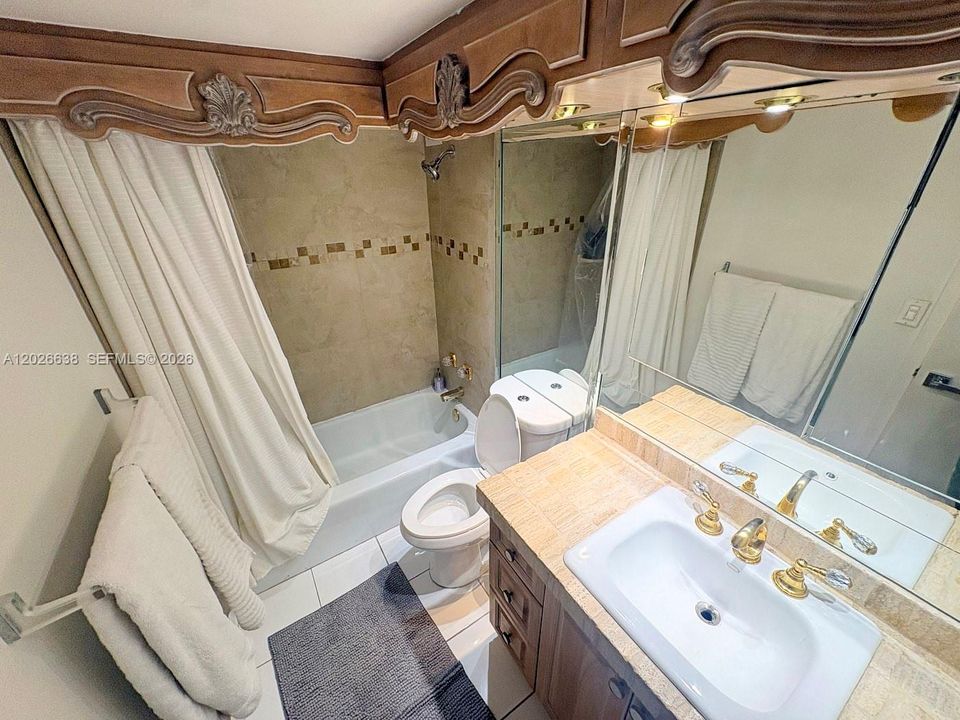 For Rent: $3,750 (2 beds, 2 baths, 1248 Square Feet)