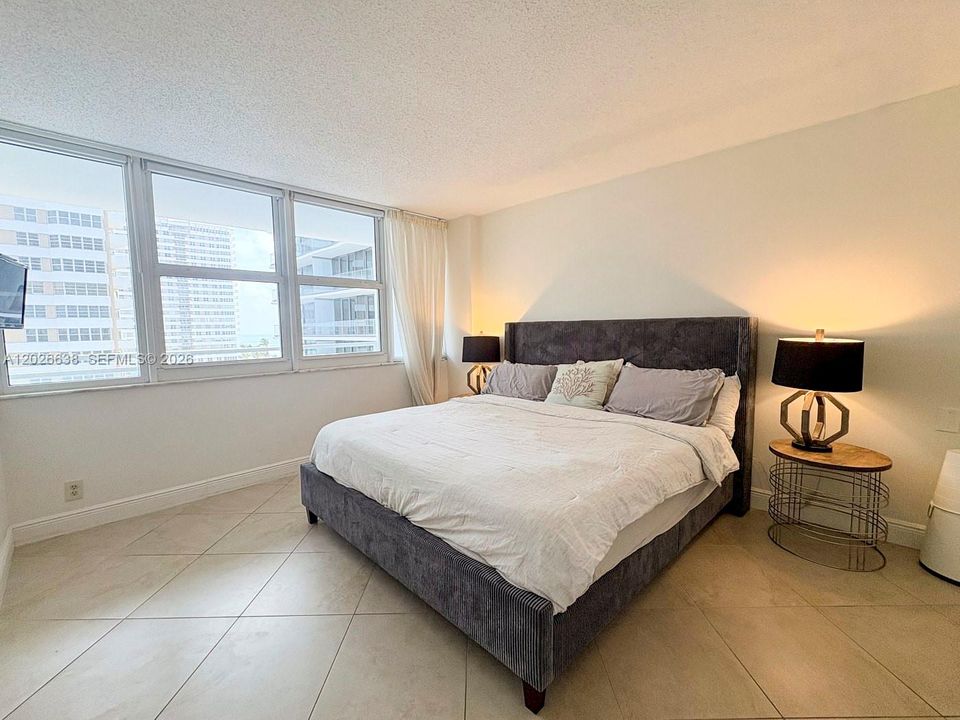 For Rent: $3,750 (2 beds, 2 baths, 1248 Square Feet)