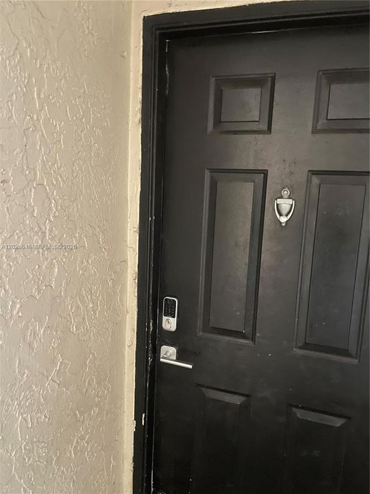 For Rent: $2,600 (3 beds, 2 baths, 1273 Square Feet)