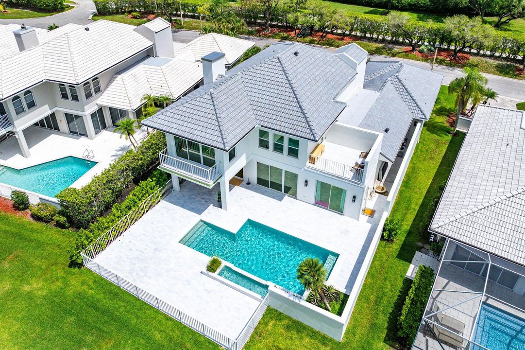 049-9701SprayDrive-WestPalmBeach-FL-3341
