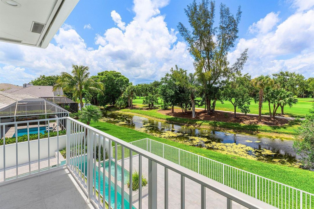 035-9701SprayDrive-WestPalmBeach-FL-3341