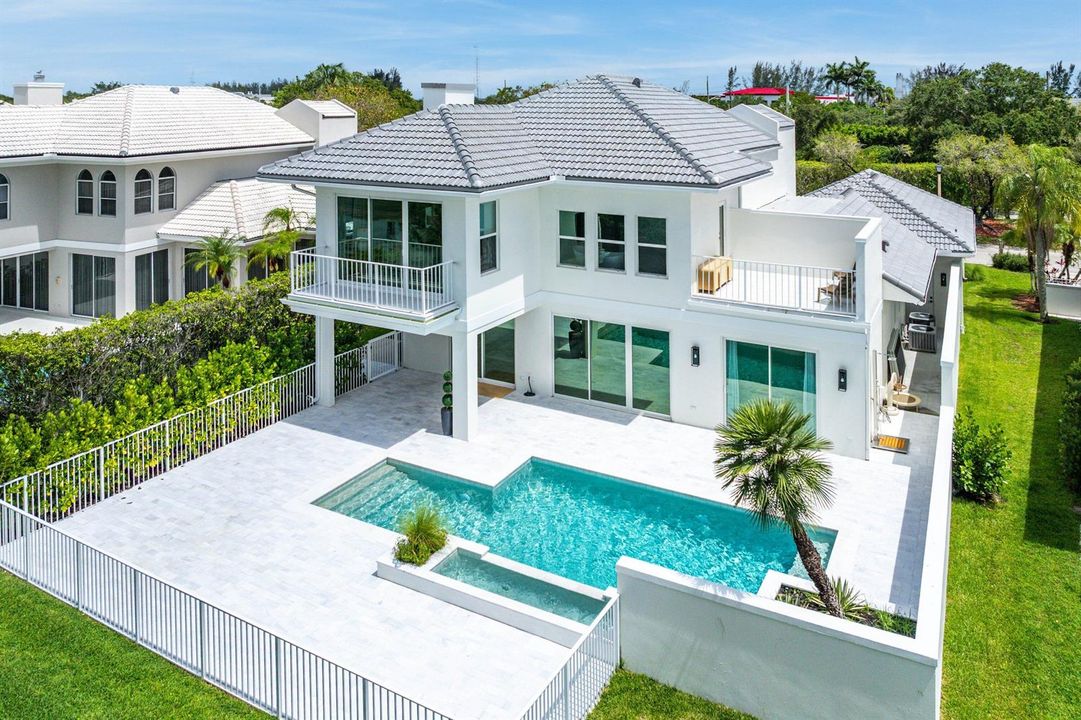 047-9701SprayDrive-WestPalmBeach-FL-3341