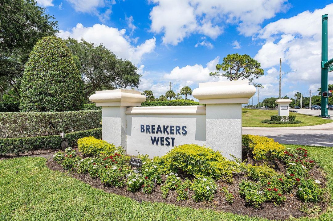 042-9701SprayDrive-WestPalmBeach-FL-3341