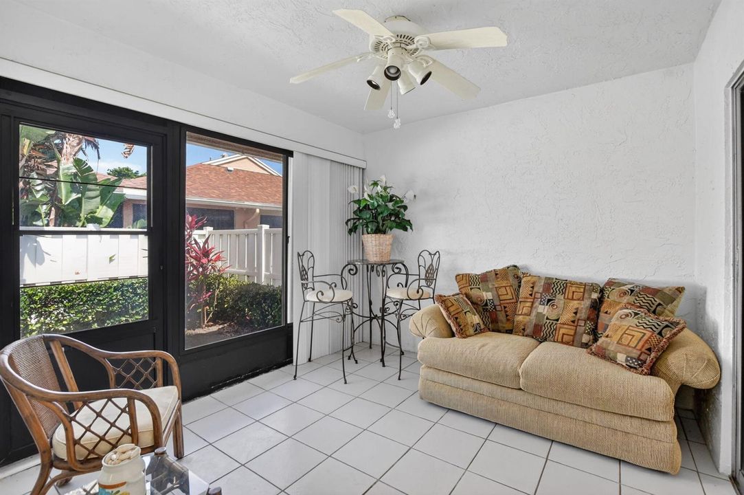 Enclosed air-conditioned patio