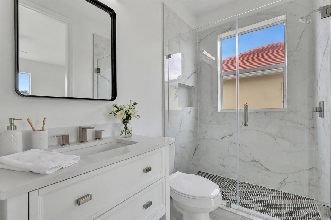 EUA_011_RODRIGO__BATHROOM 03_STAGING