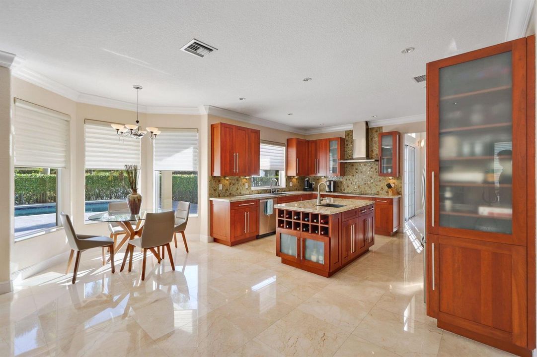 19245 Skyridge Circle - 22.jpg-SMALL
