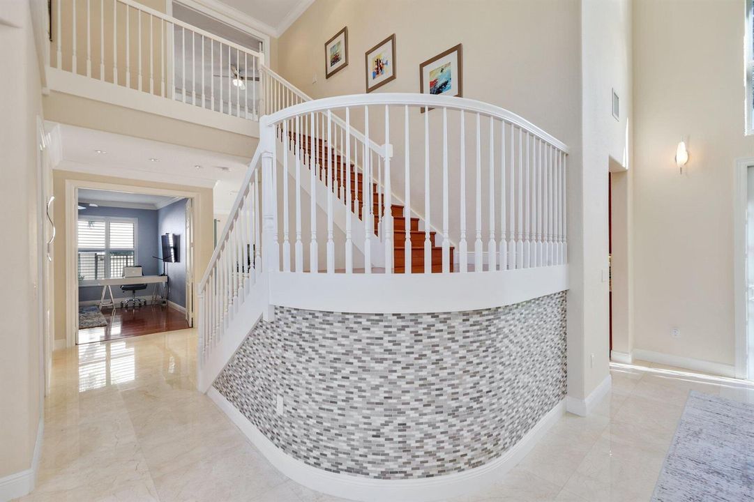 19245 Skyridge Circle - 13.jpg-SMALL