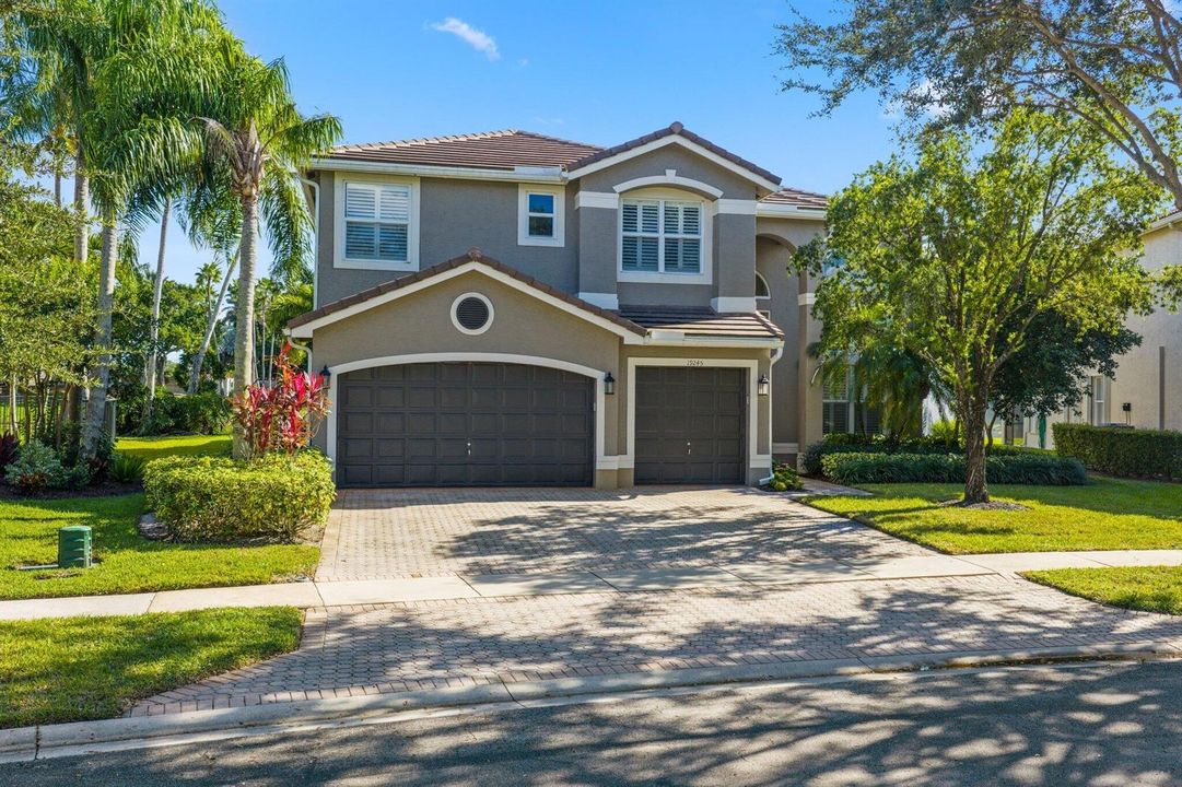 19245 Skyridge Circle - 59.jpg-SMALL