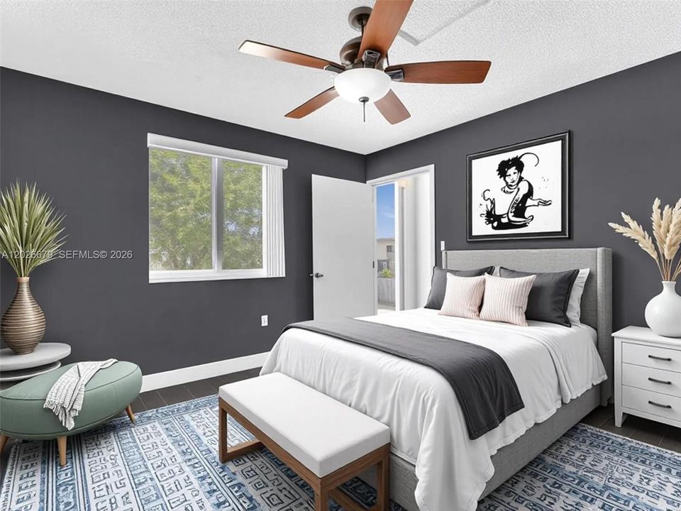 For Sale: $325,000 (2 beds, 2 baths, 845 Square Feet)