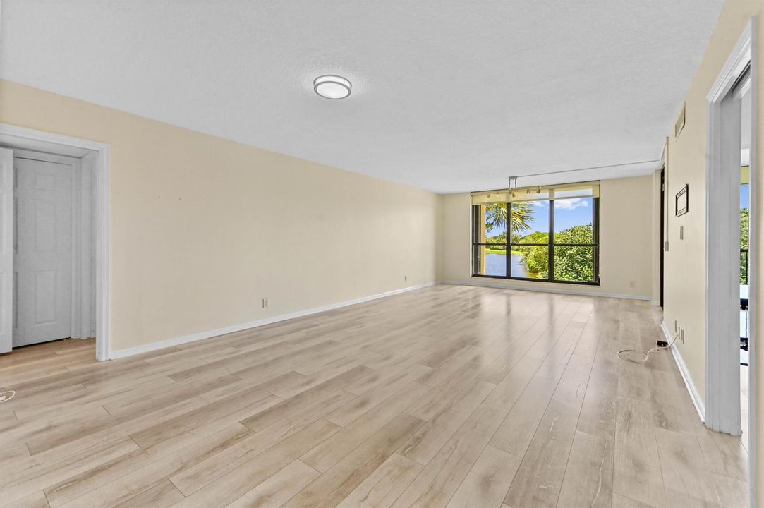 05 Living room 01