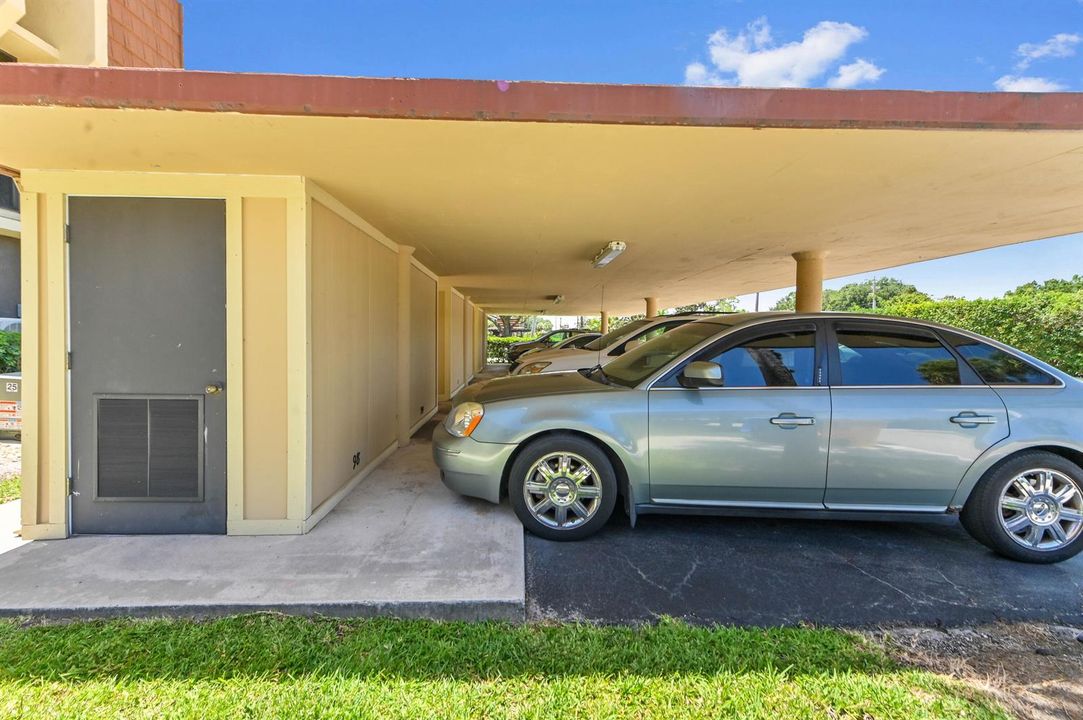 02 parking space 01