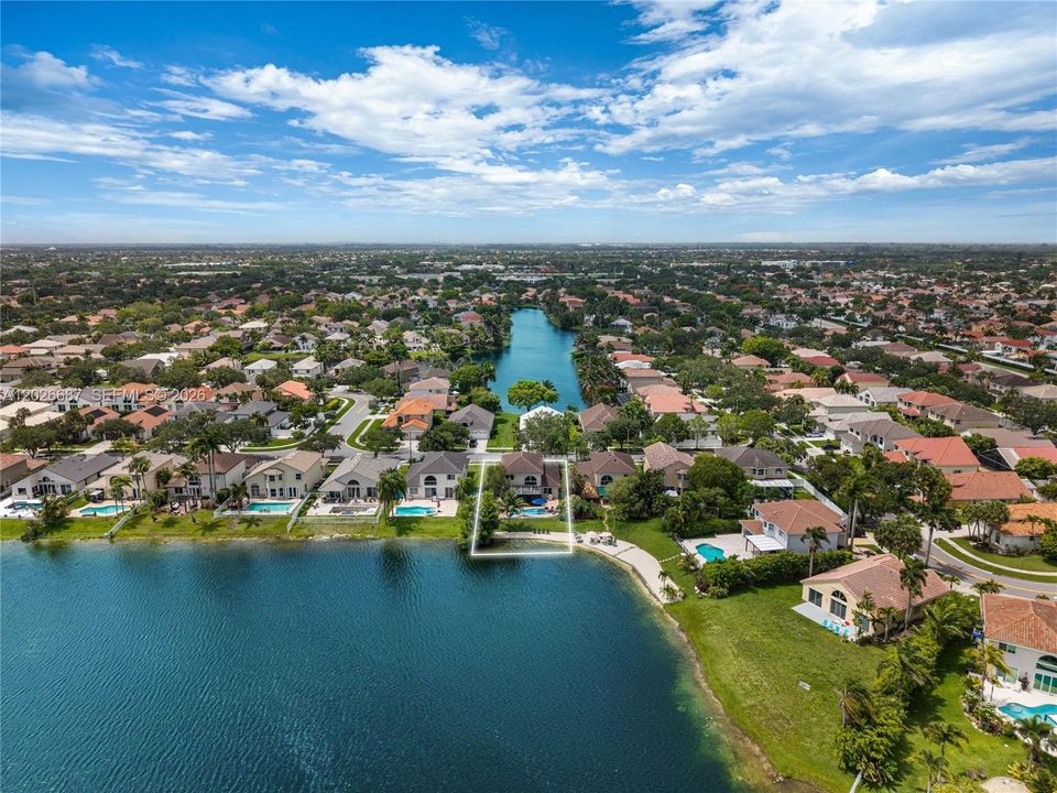 For Sale: $899,000 (4 beds, 2 baths, 2309 Square Feet)
