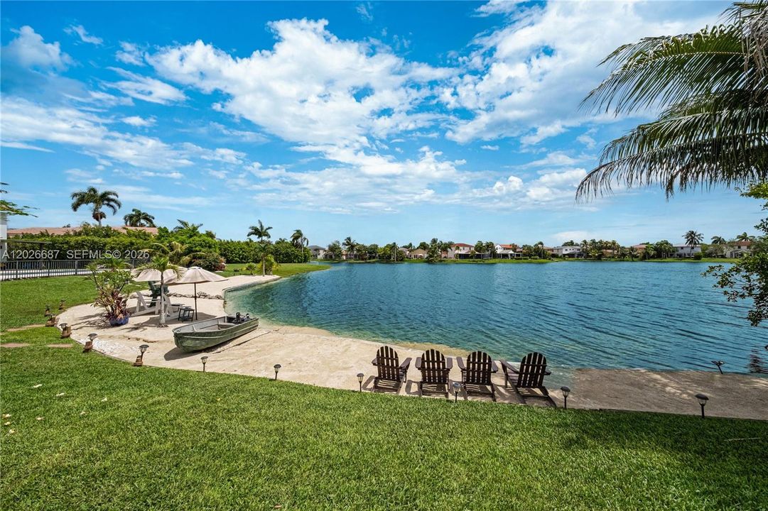 For Sale: $899,000 (4 beds, 2 baths, 2309 Square Feet)