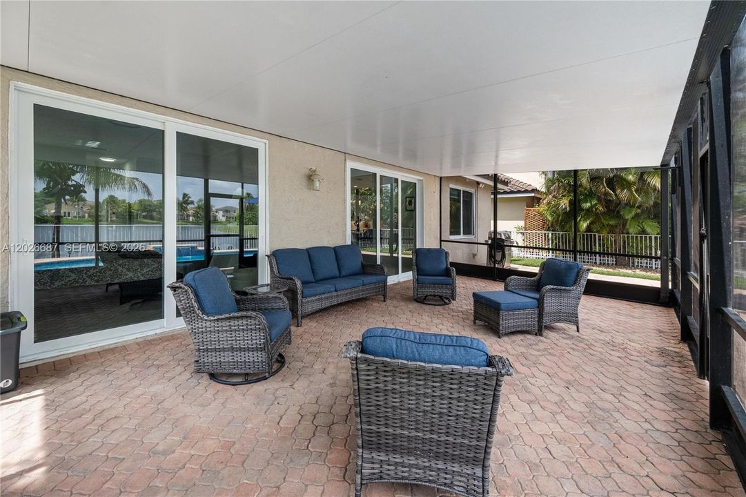 For Sale: $899,000 (4 beds, 2 baths, 2309 Square Feet)