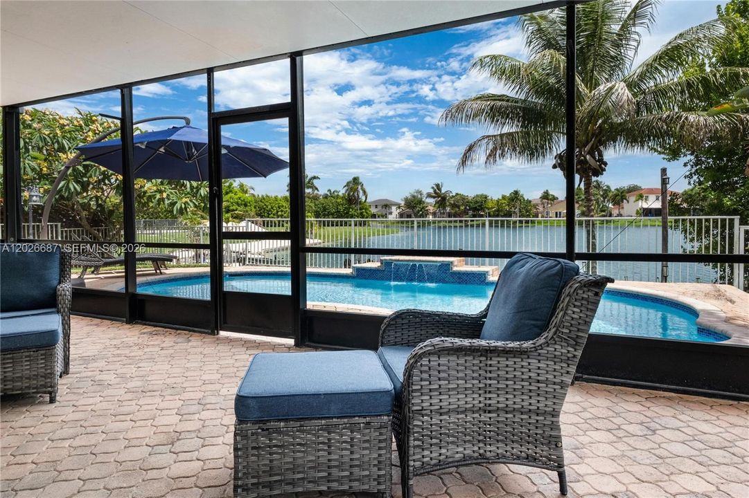 For Sale: $899,000 (4 beds, 2 baths, 2309 Square Feet)