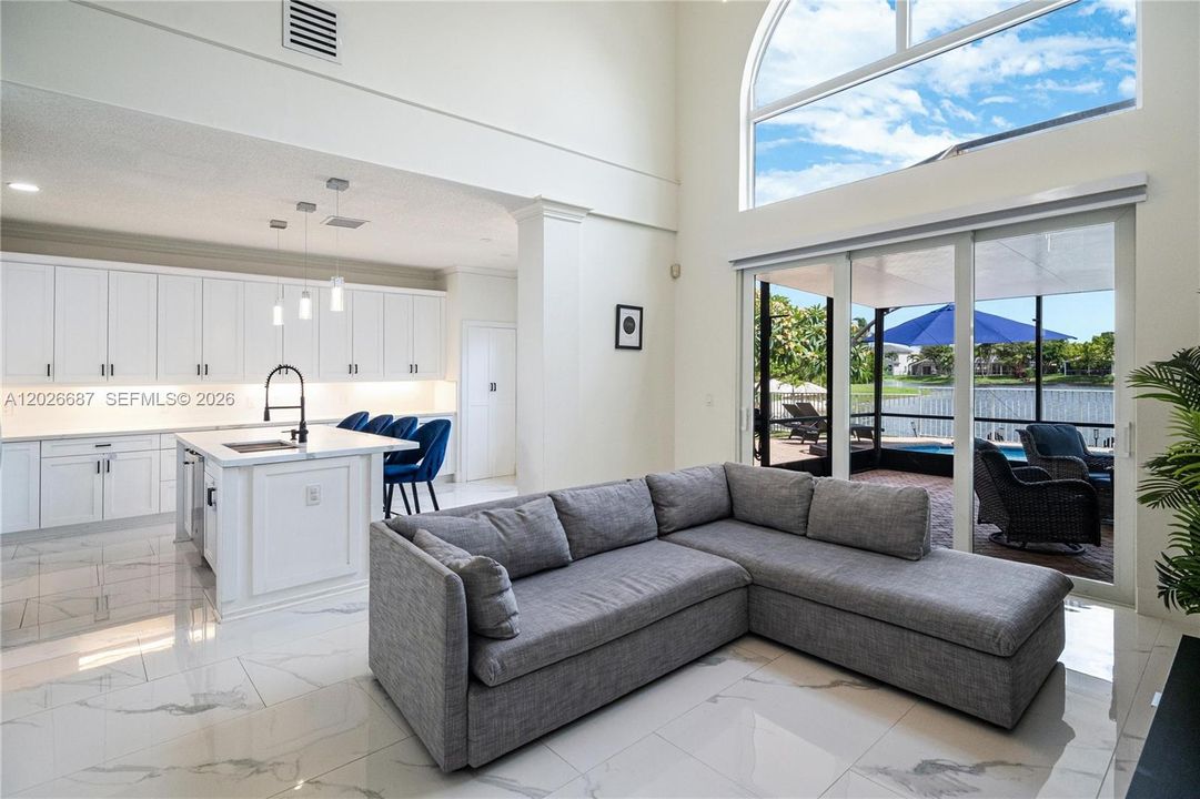 For Sale: $899,000 (4 beds, 2 baths, 2309 Square Feet)