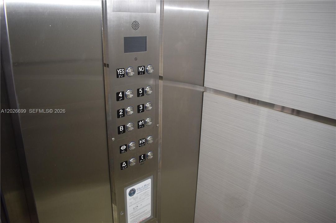 На продажу: $210,000 (1 спален, 1 ванн, 518 Квадратных фут)