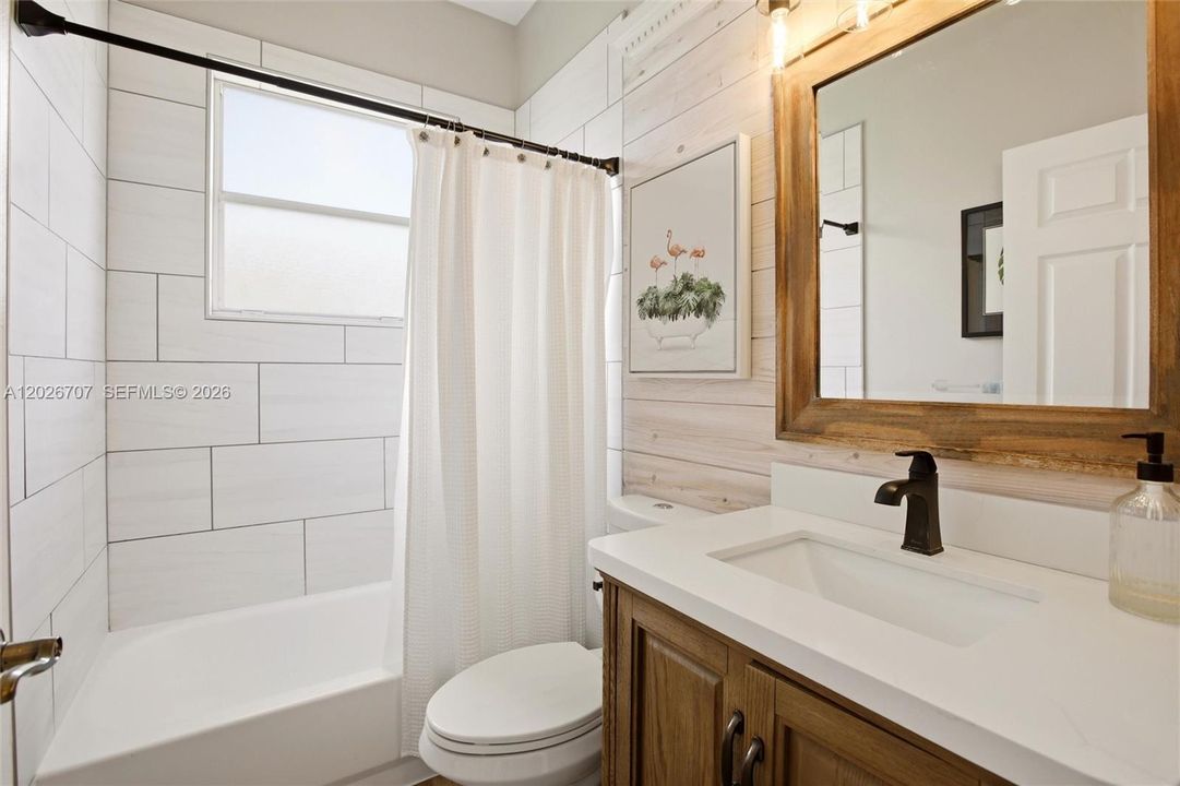 For Sale: $699,000 (3 beds, 2 baths, 1822 Square Feet)