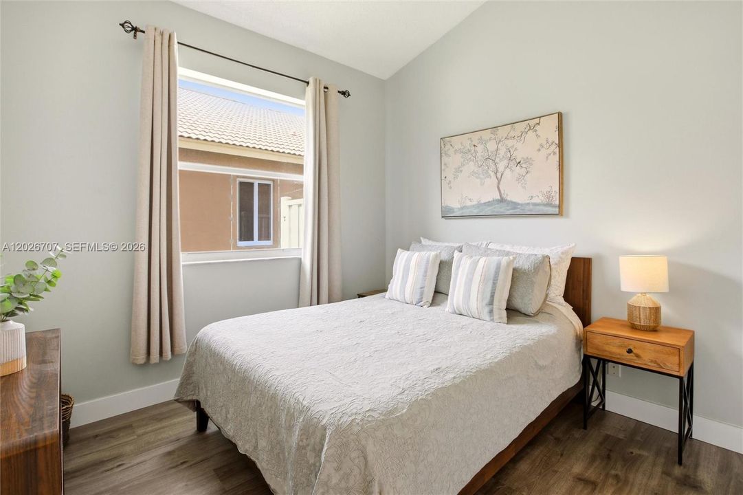 For Sale: $699,000 (3 beds, 2 baths, 1822 Square Feet)