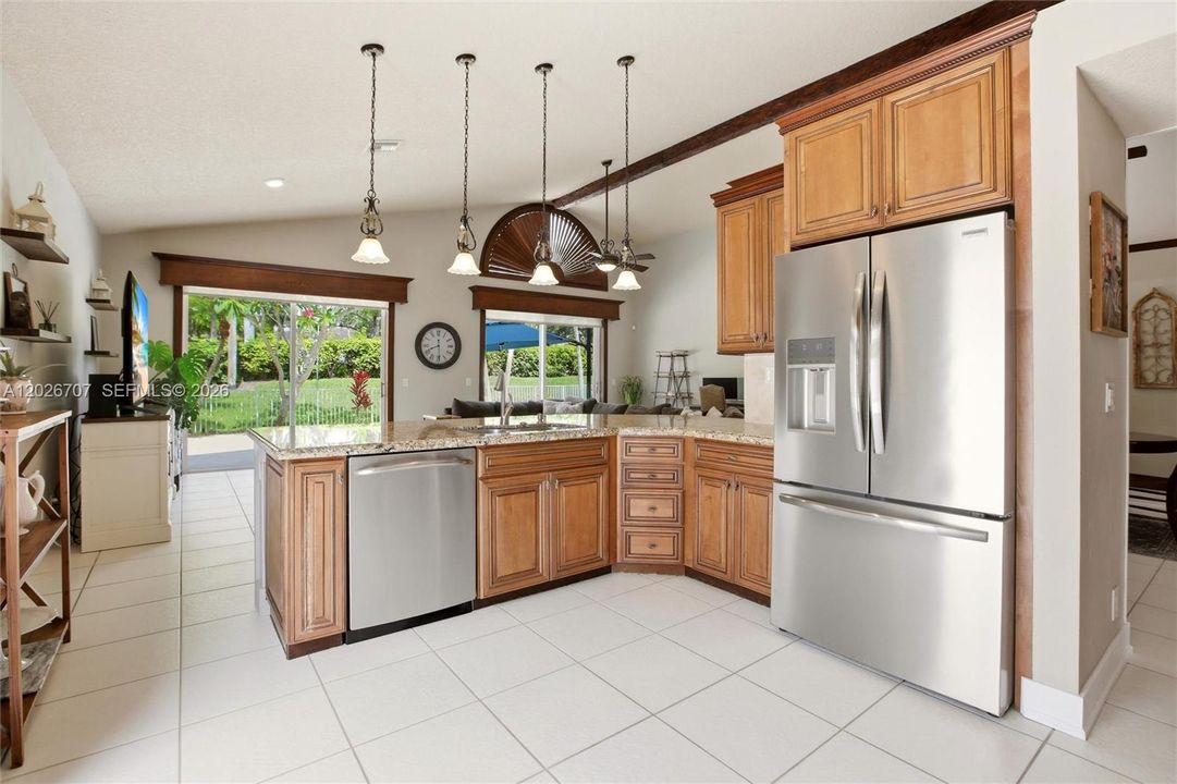 For Sale: $699,000 (3 beds, 2 baths, 1822 Square Feet)