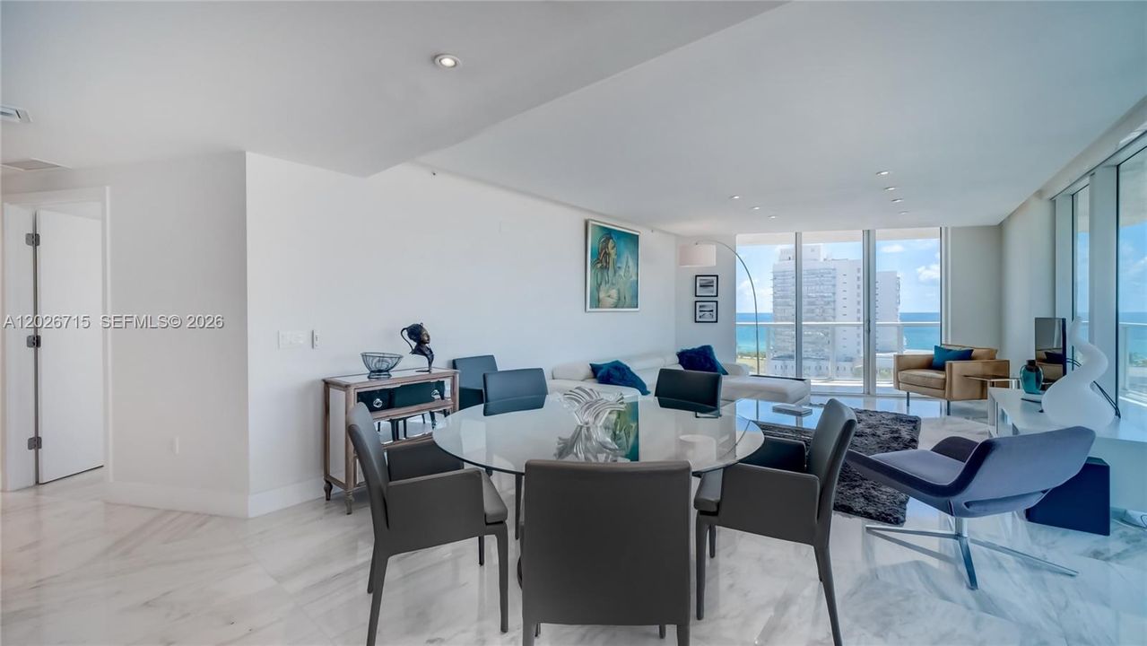 For Sale: $1,300,000 (3 beds, 3 baths, 1230 Square Feet)