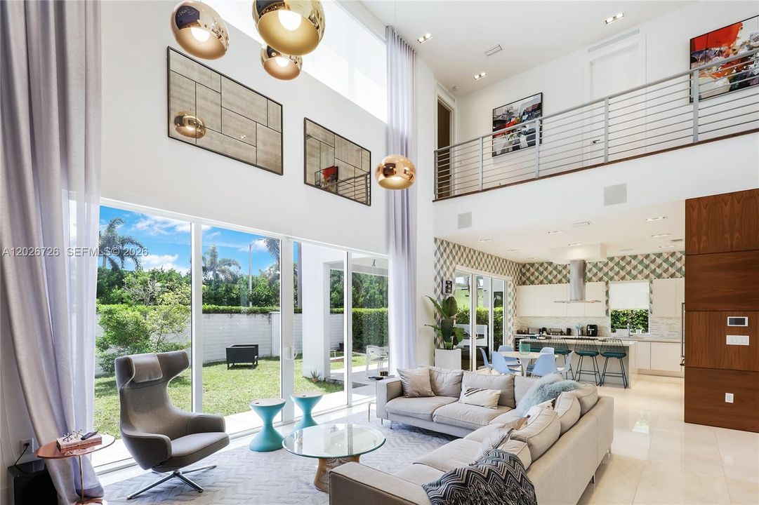 For Sale: $2,420,000 (5 beds, 5 baths, 4628 Square Feet)