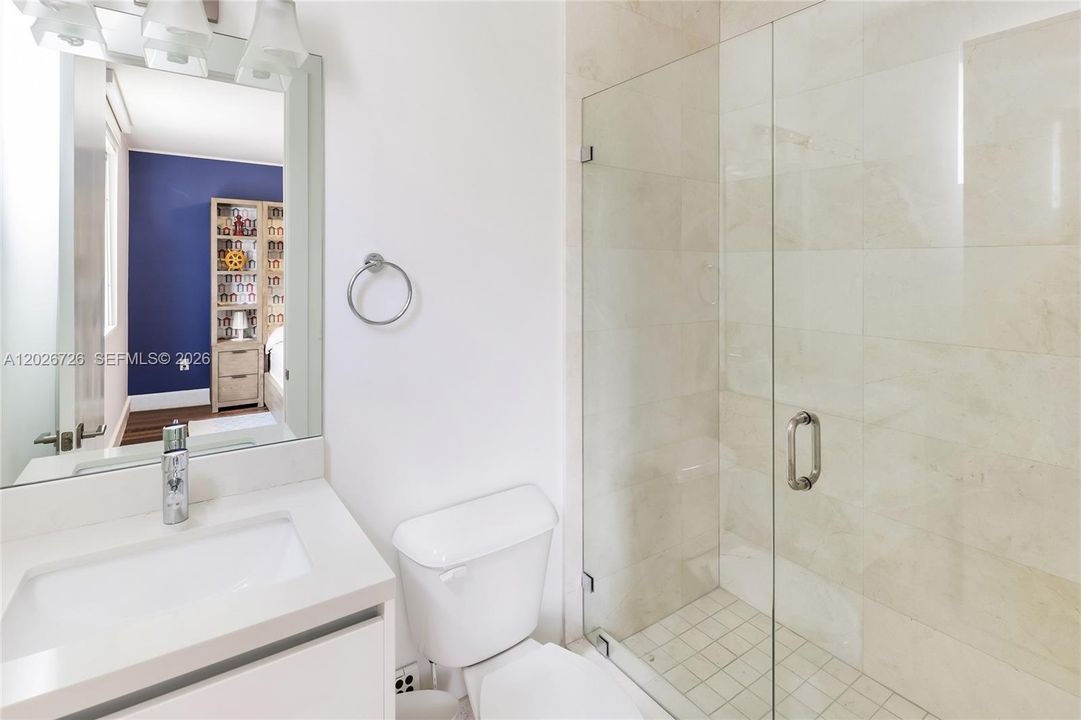 For Sale: $2,420,000 (5 beds, 5 baths, 4628 Square Feet)