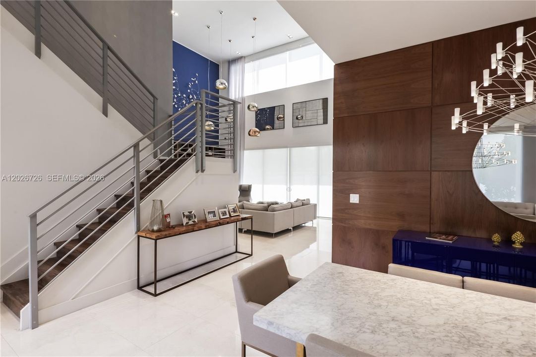 For Sale: $2,420,000 (5 beds, 5 baths, 4628 Square Feet)