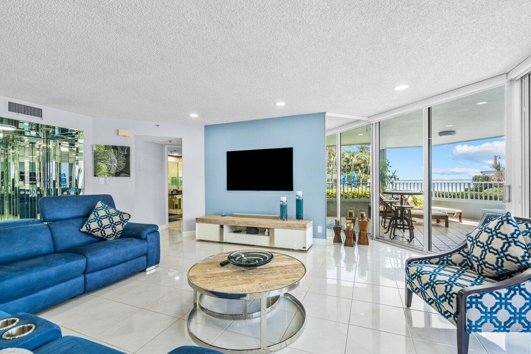 004-5200NorthOceanDrive-WestPalmBeach-FL
