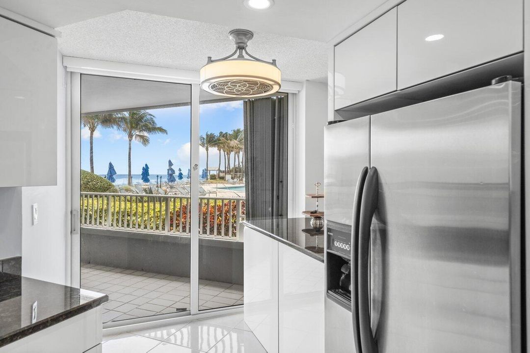 009-5200NorthOceanDrive-WestPalmBeach-FL