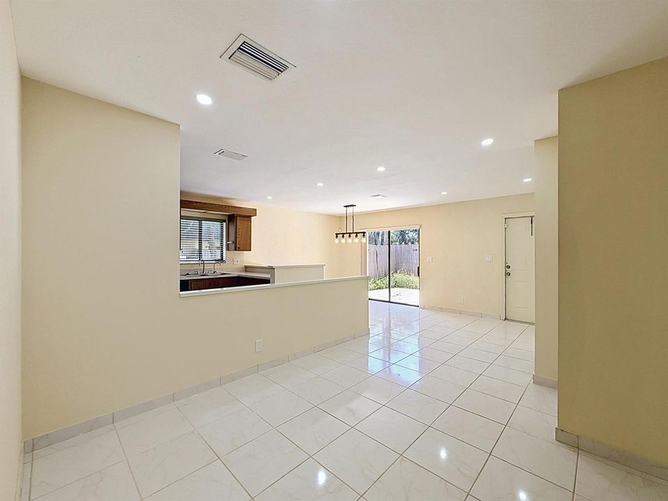4644 Cherry Road-37