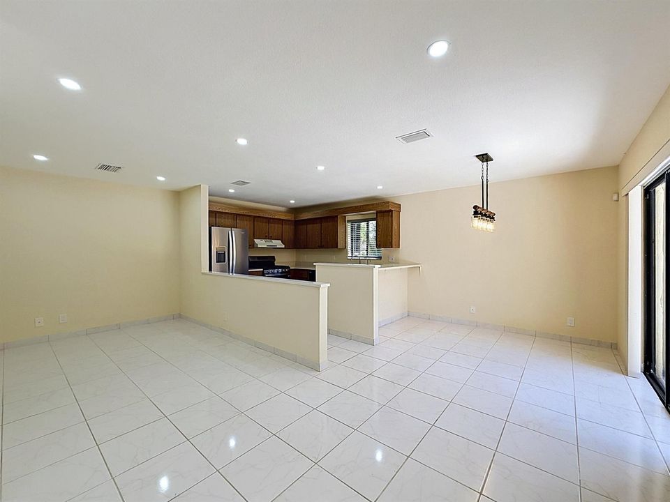 4644 Cherry Road-24