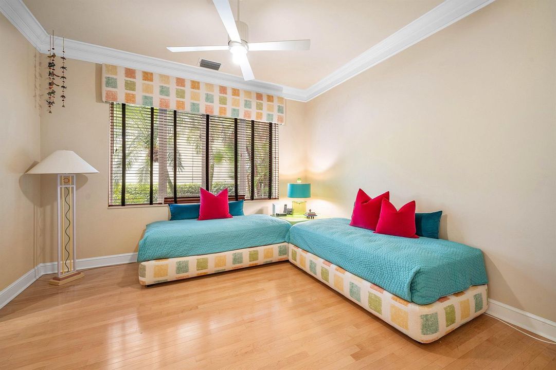 027-32SaintThomasDrive-PalmBeachGardens-