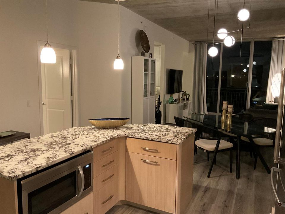 300 S Australian Avenue 328