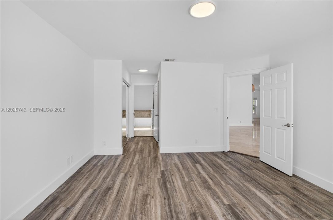 For Sale: $820,000 (3 beds, 2 baths, 1868 Square Feet)