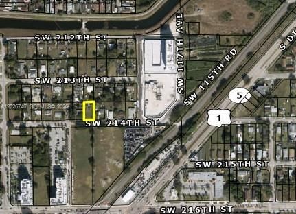 For Sale: $663,000 (0.25 acres)