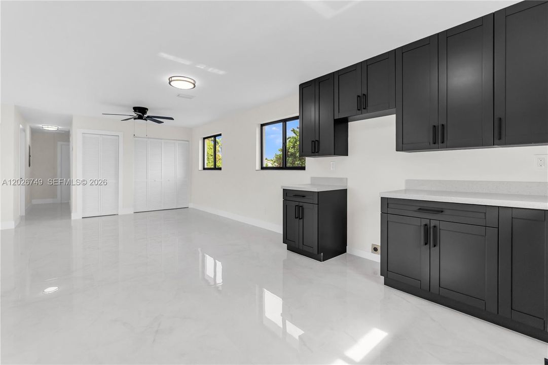 For Sale: $525,000 (3 beds, 2 baths, 1235 Square Feet)