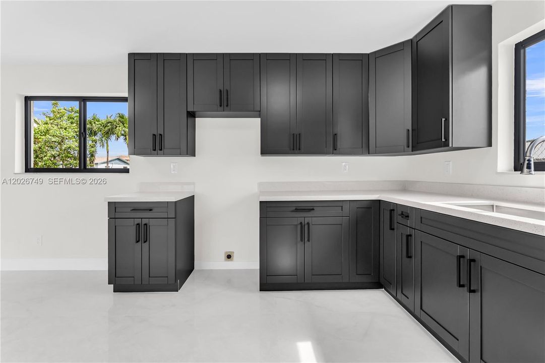 For Sale: $525,000 (3 beds, 2 baths, 1235 Square Feet)
