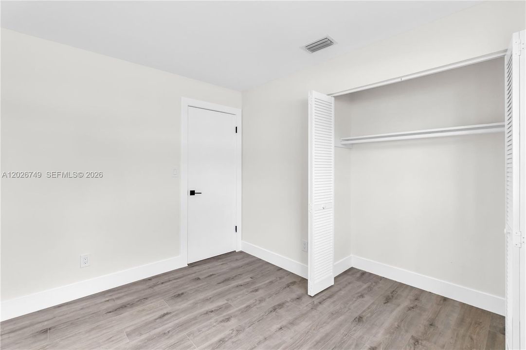 For Sale: $525,000 (3 beds, 2 baths, 1235 Square Feet)